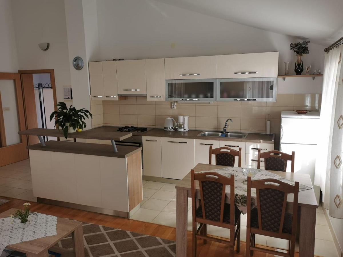 Apartman Zora Ποντστράνα Εξωτερικό φωτογραφία